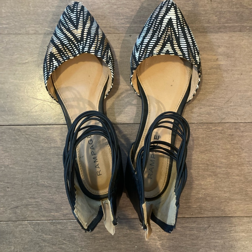 Rampage Black, White, Gold Patterned Flats